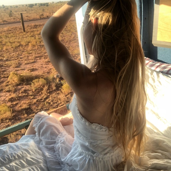 Meet your Posher, Carrie - Picture 2 of 3